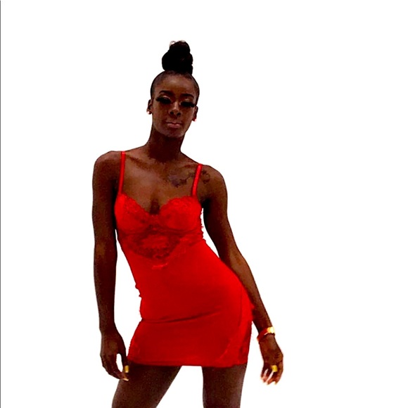 Dresses & Skirts - Party dress